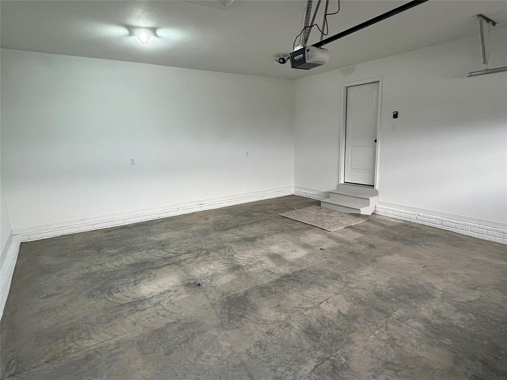 913 Knoll Drive Norwalk Iowa (18)