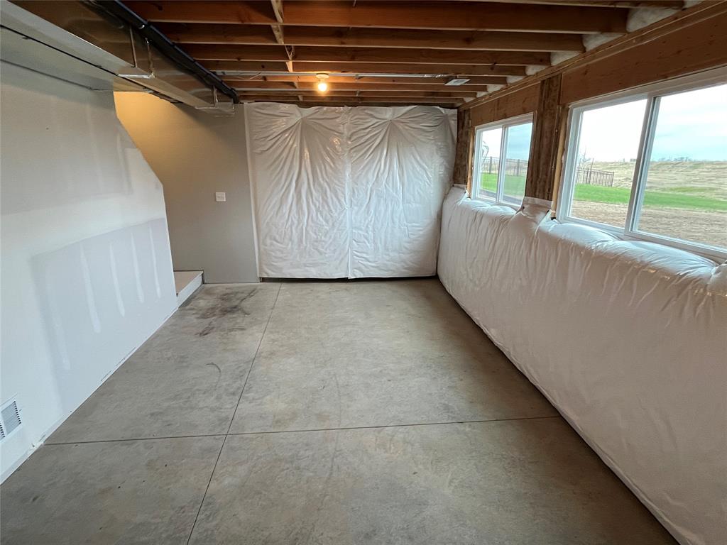 913 Knoll Drive Norwalk Iowa (20)