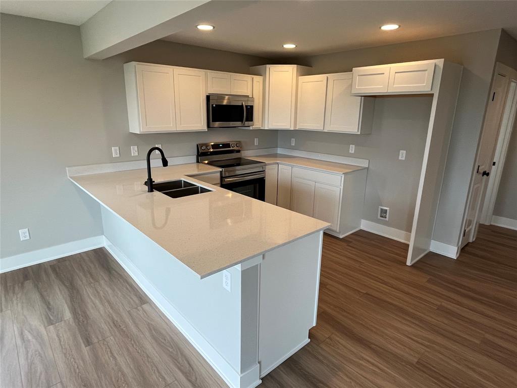 913 Knoll Drive Norwalk Iowa (3)