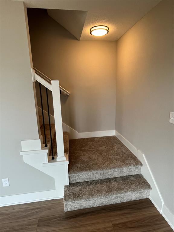 913 Knoll Drive Norwalk Iowa (8)