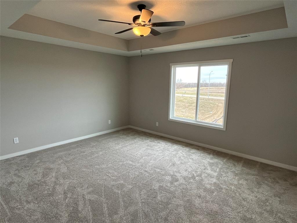 913 Knoll Drive Norwalk Iowa (9)
